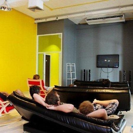 Kool Backpacker Hostel Patong Luaran gambar